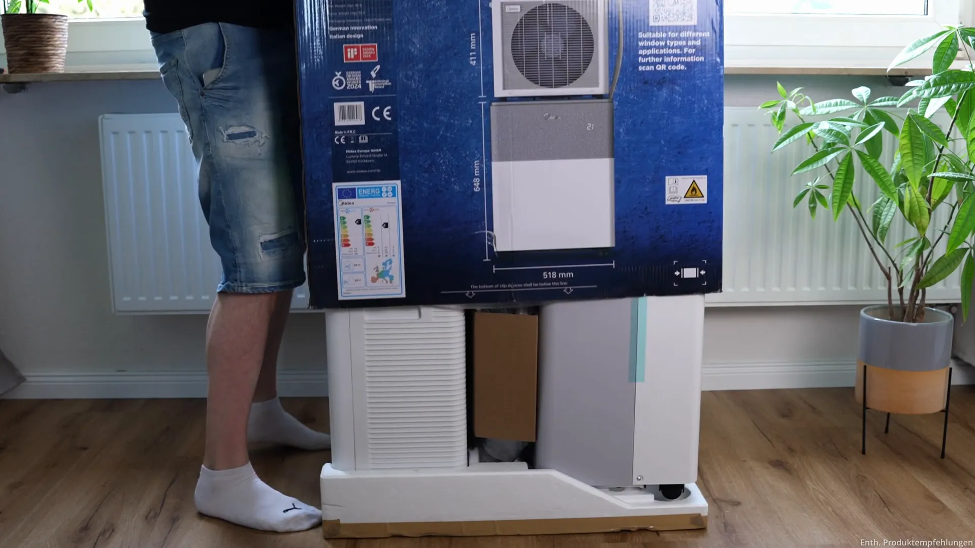 Großes, unhandliches Paket der Midea PortaSplit bei der Lieferung