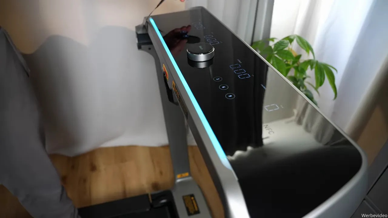 WalkingPad X218 Display mit LED‑Leiste und Drehregler