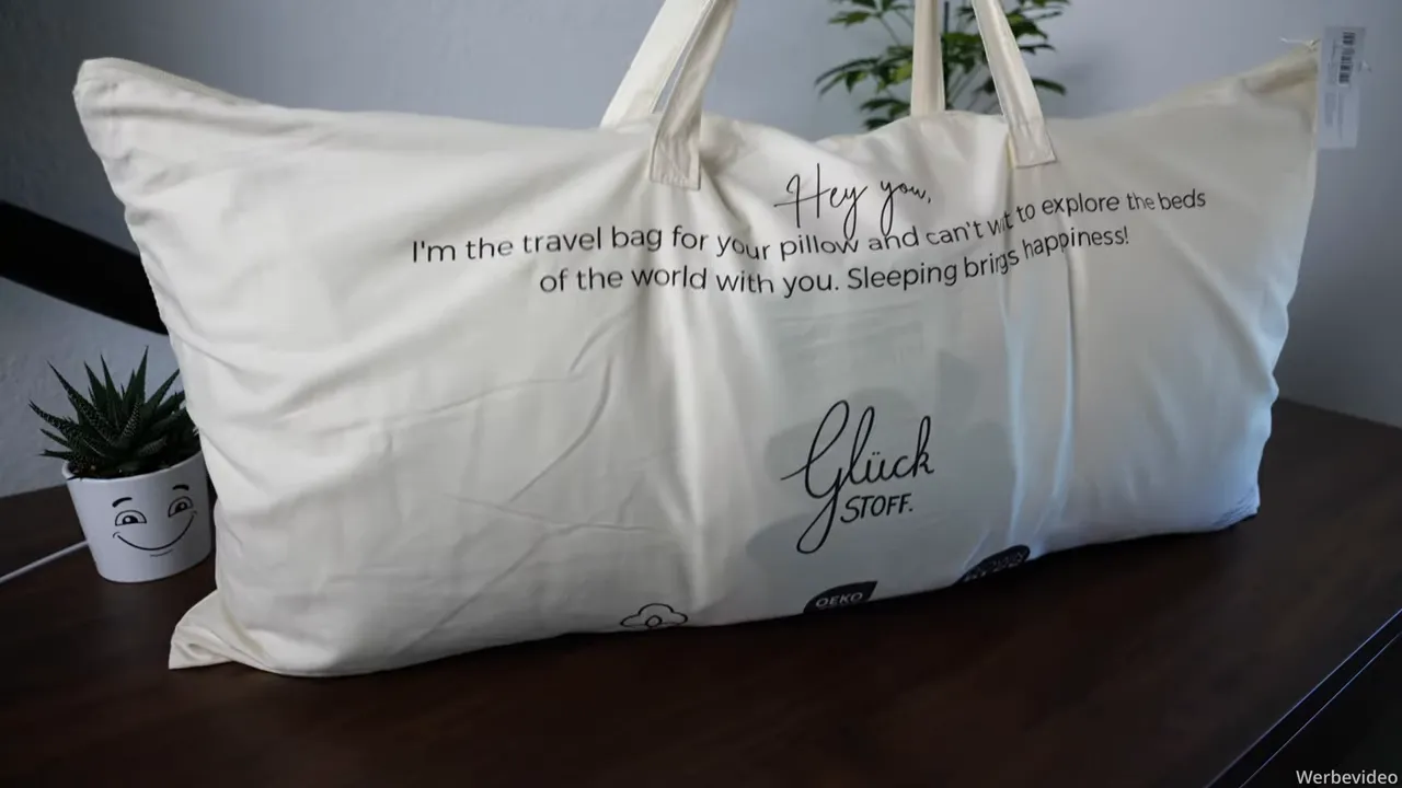 Glückstoff Daunenkissen Transporttasche mit sichtbaren Zertifikatslogos