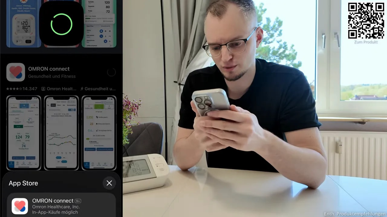 Smartphone mit Omron-Connect-App während der Einrichtung/Synchronisierung