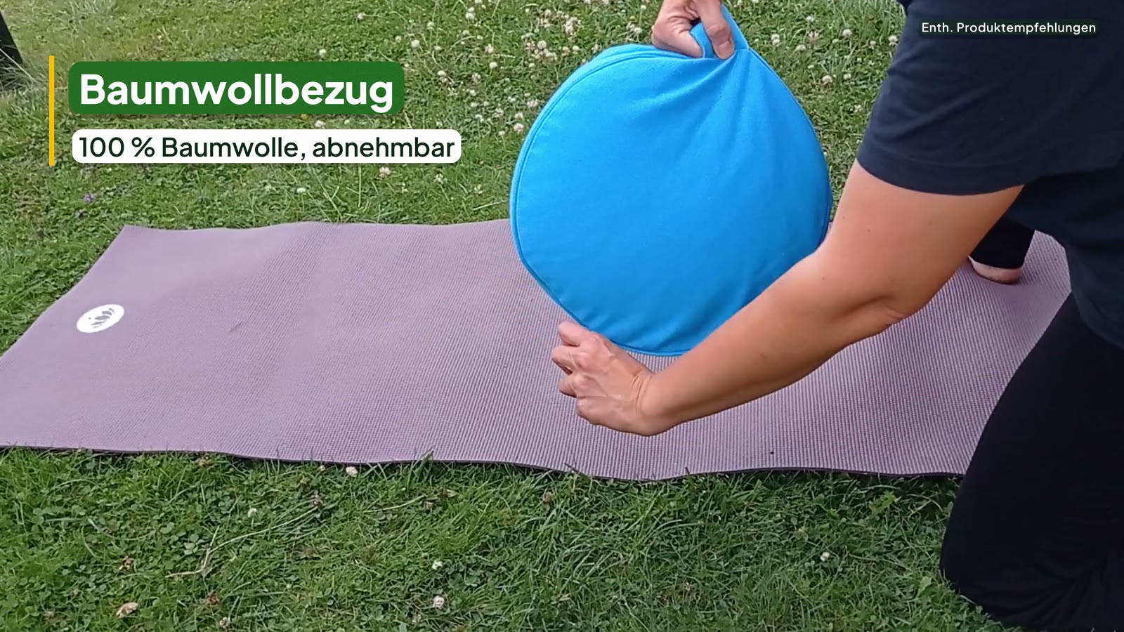Bezug des BODYMATE Yogakissens wird abgenommen